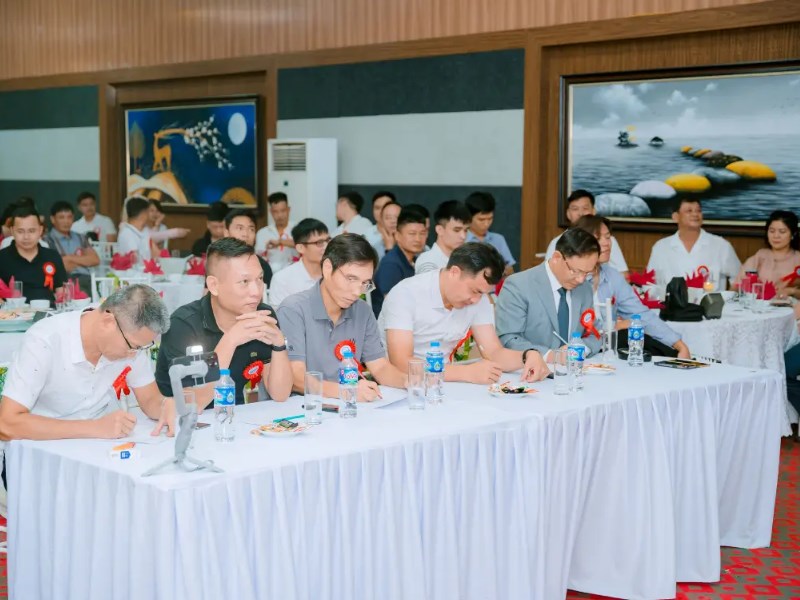 loai-hinh-du-lich-mice-1.jpg (95 KB)