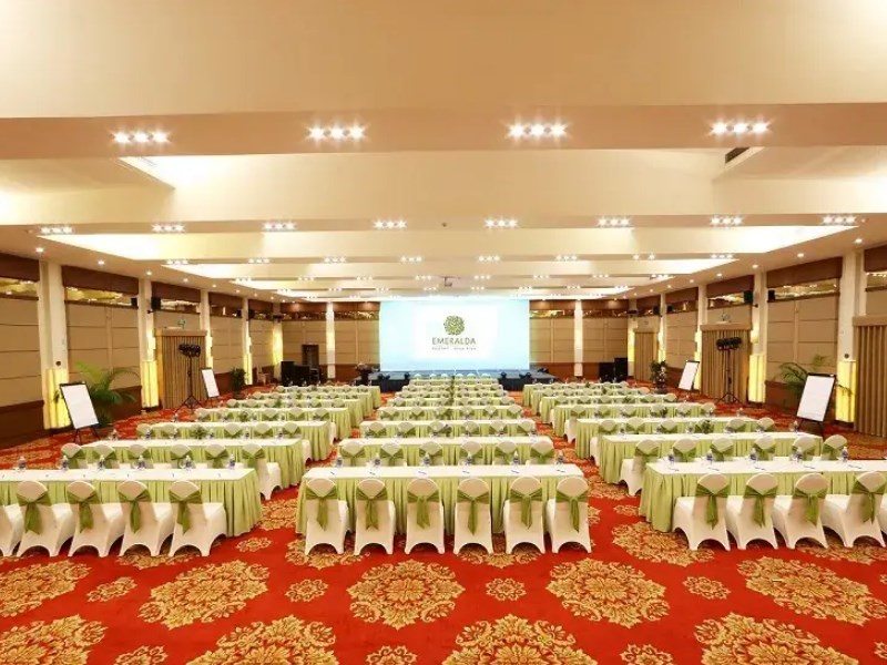 du-lich-mice-dong-bang-song-hong-1.jpg (124 KB)