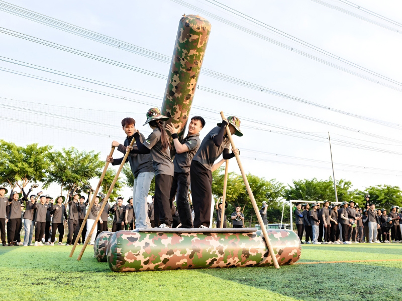 cach-to-chuc-team-building-6.jpg (328 KB)