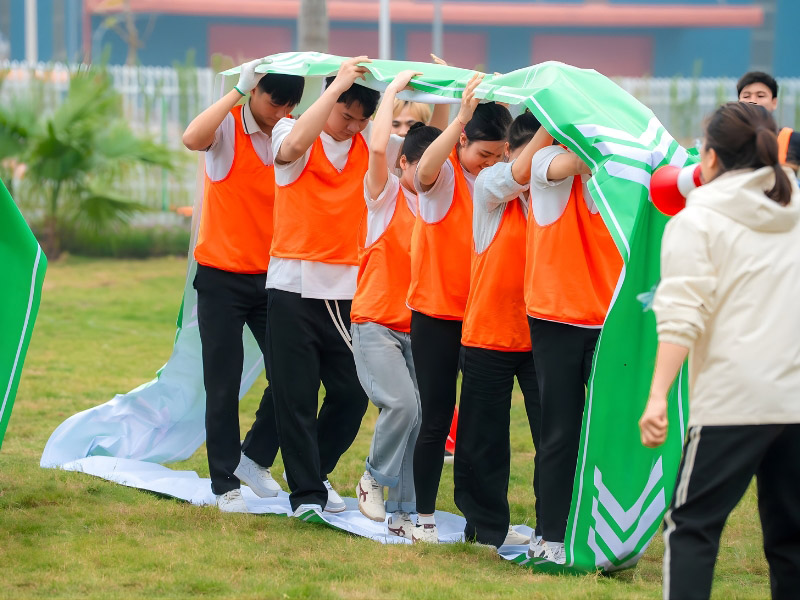 chi-phi-to-chuc-team-building-4.jpg (166 KB)