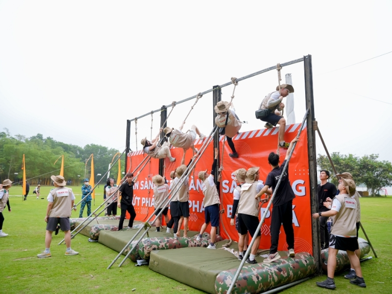 concept-team-building-5.jpg (397 KB)