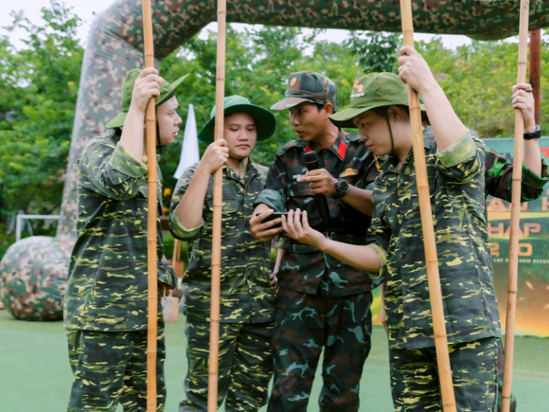 team-building-quan-doi-12.jpg (418 KB)