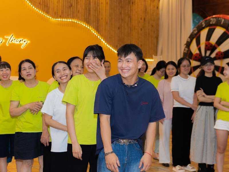 tro-choi-team-building-bua-3.jpg (128 KB)