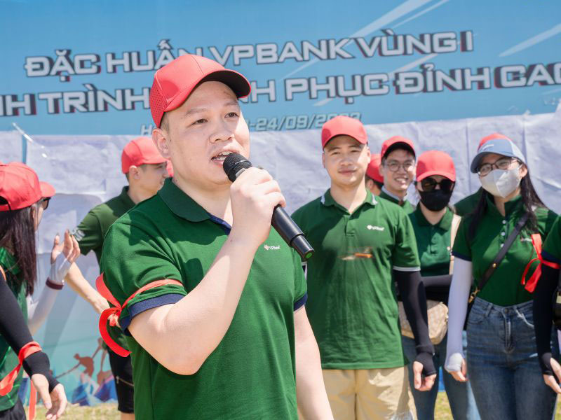 tro-choi-team-building-cho-sinh-vien-3.jpg (122 KB)