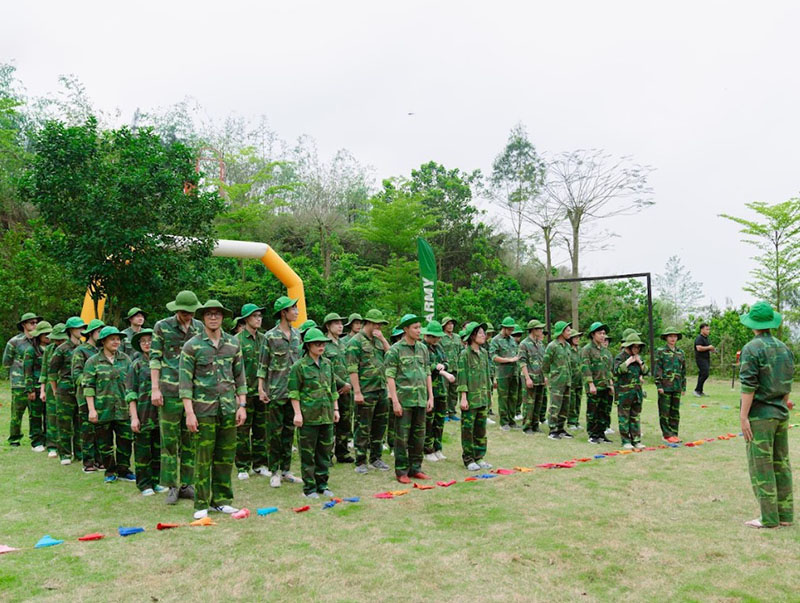 tro-choi-team-building-quan-doi-2.jpg (165 KB)