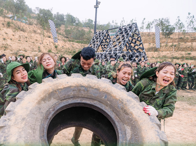 tro-choi-team-building-quan-doi-5.jpg (200 KB)