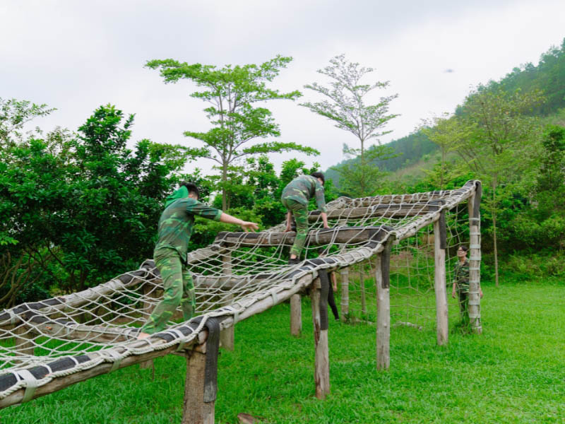 tro-choi-team-building-quan-doi.jpg (140 KB)