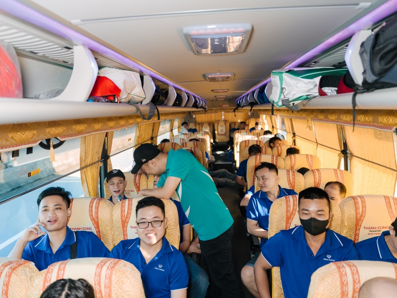 tro-choi-team-building-tren-xe-12.jpg (412 KB)