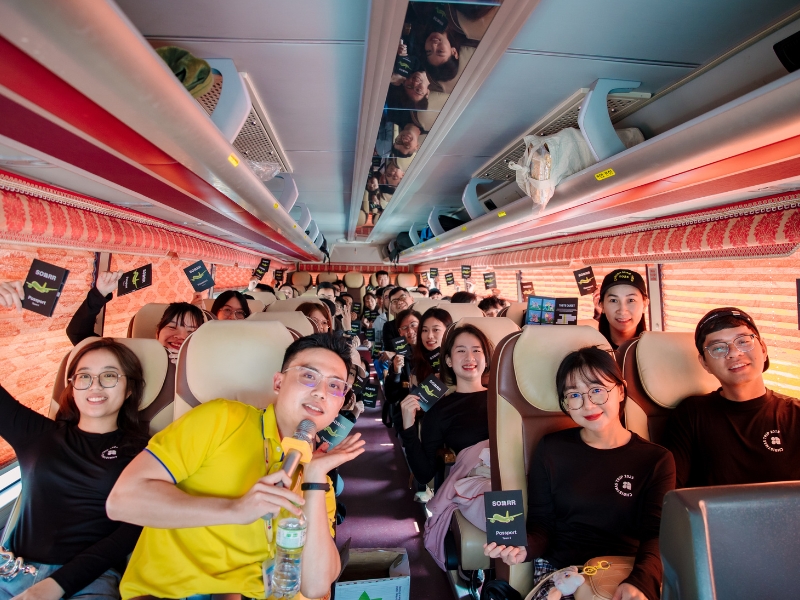 tro-choi-team-building-tren-xe-4.jpg (430 KB)
