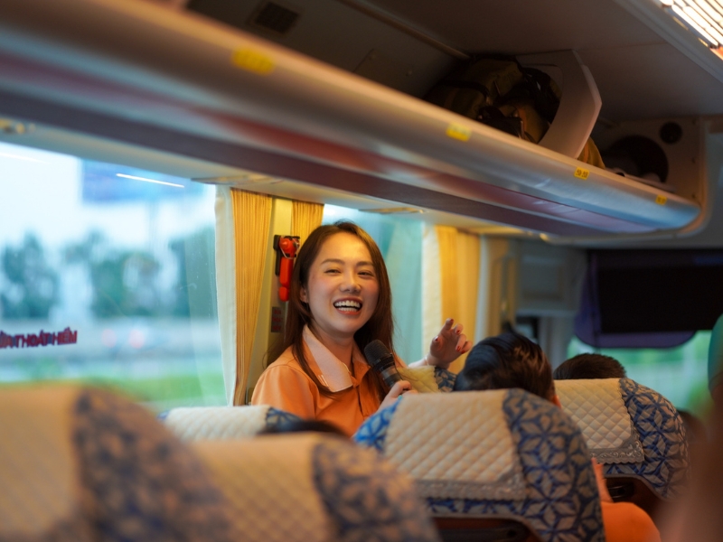 tro-choi-team-building-tren-xe-7.jpg (278 KB)