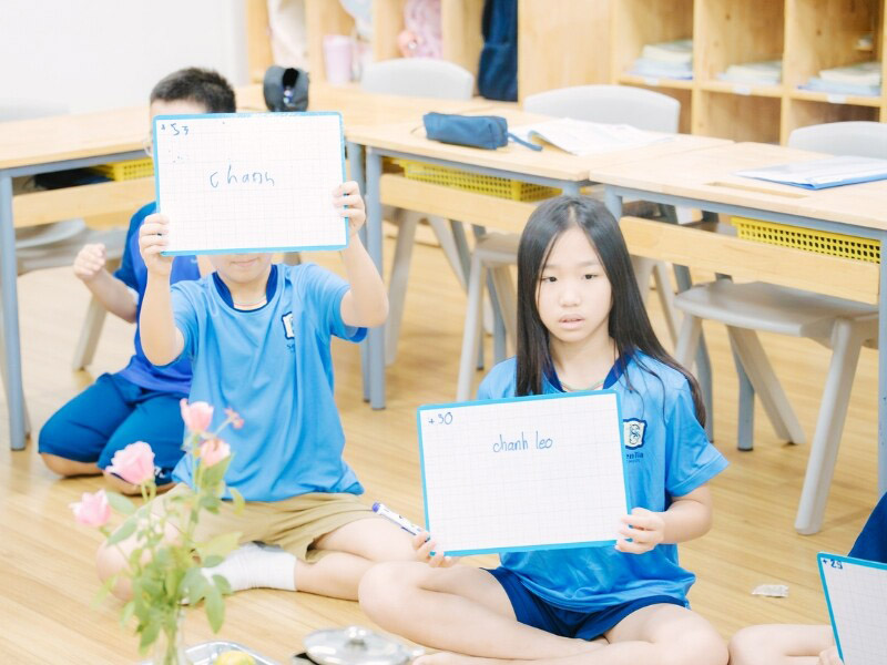 tro-choi-team-building-trong-lop-hoc-2.jpg (140 KB)