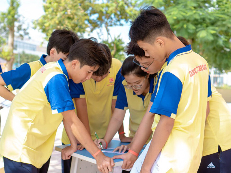 tro-choi-team-building-trong-lop-hoc-5.jpg (158 KB)