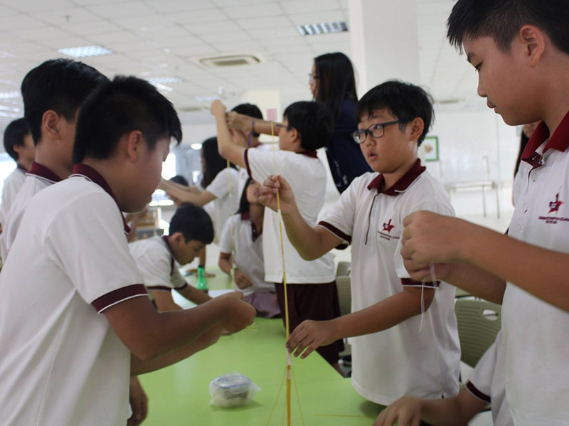 tro-choi-team-building-trong-lop-hoc-8.jpg (107 KB)