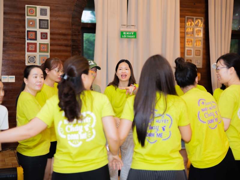 tro-choi-team-building-trong-van-phong-4.jpg (319 KB)